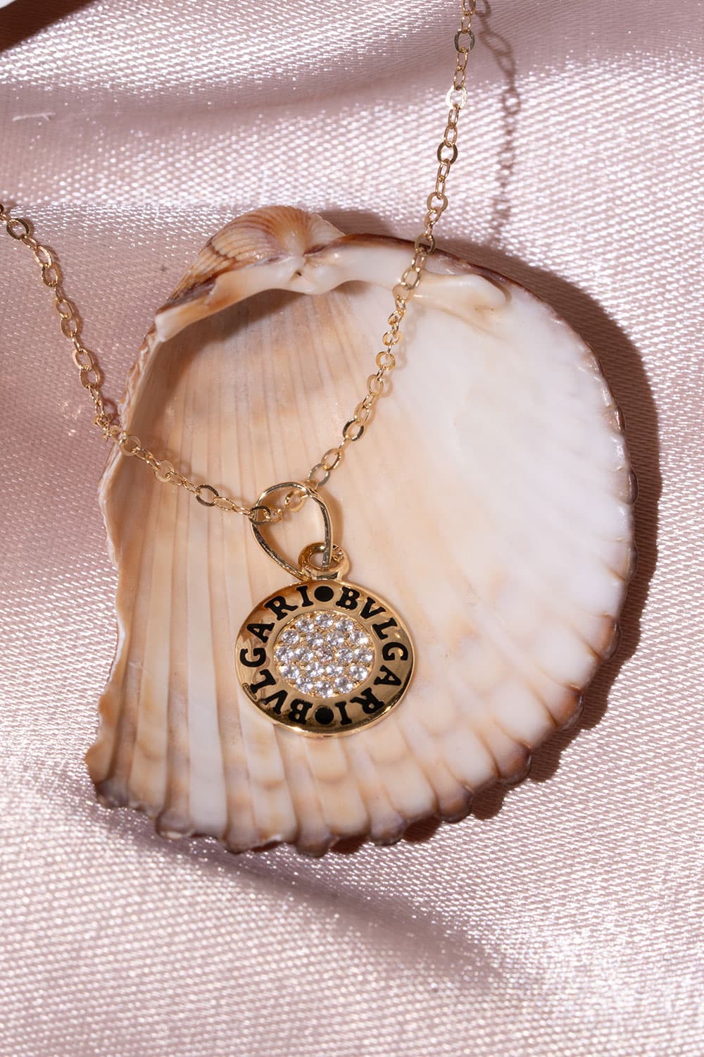 Golden Aura Necklace  18k